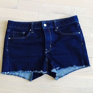 GAP dark wash denim cut off shorts
